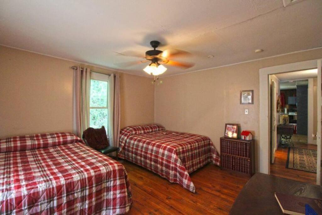 Villa Creekside 1920'S Farmhouse à Bryson City Extérieur photo
